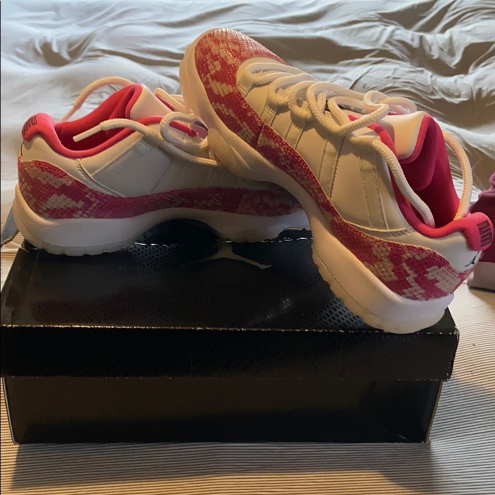 Women’s retro 11 low